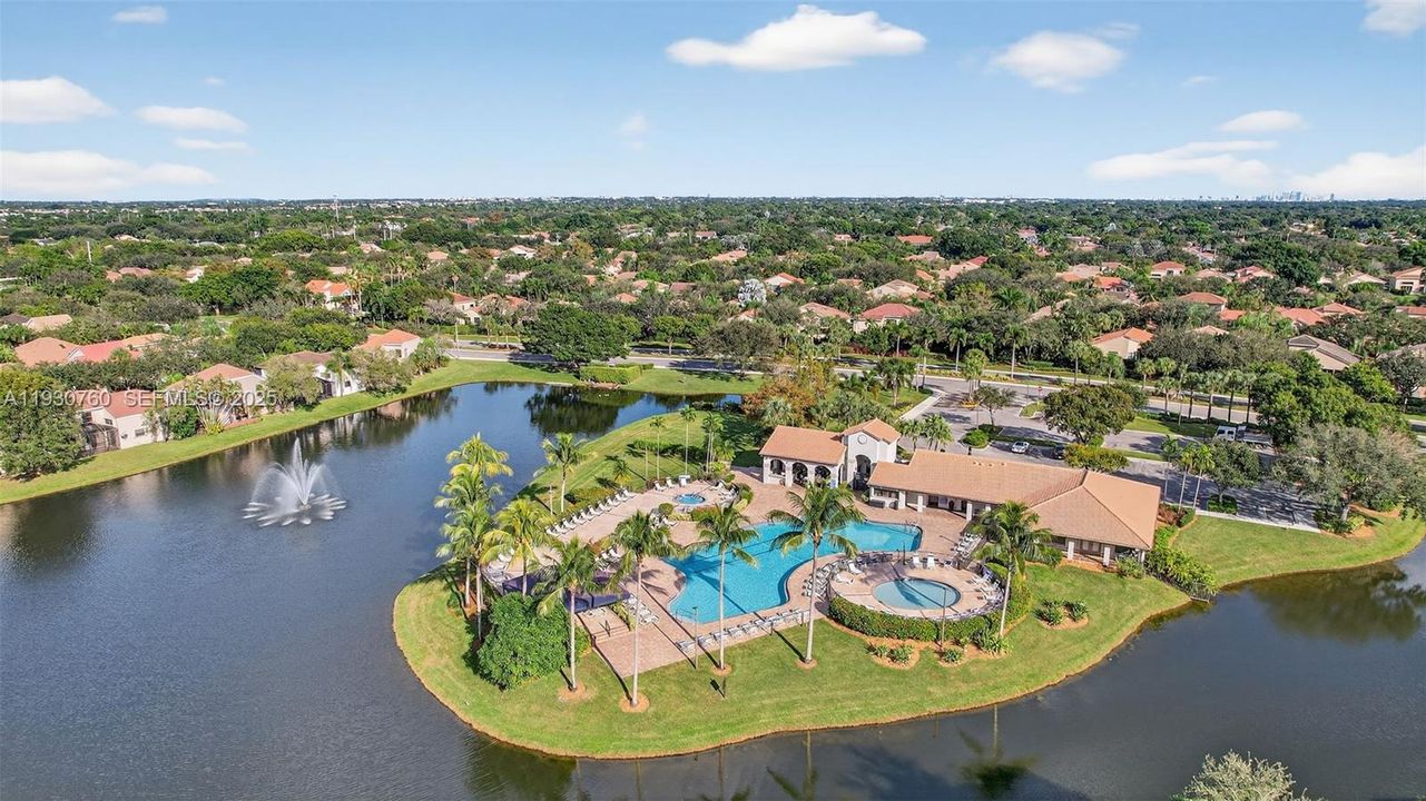 待售: $363,500 (2 贝兹, 2 浴室, 1270 平方英尺)