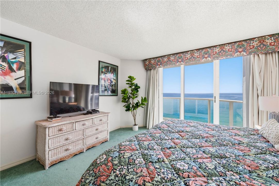 Activo con contrato: $699,900 (1 camas, 1 baños, 1260 Pies cuadrados)