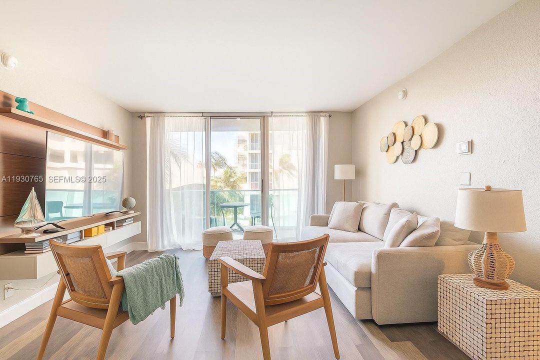 En Venta: $489,000 (2 camas, 2 baños, 1358 Pies cuadrados)