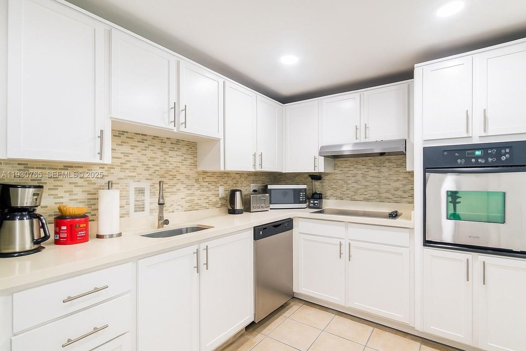 En Venta: $489,000 (2 camas, 2 baños, 1358 Pies cuadrados)