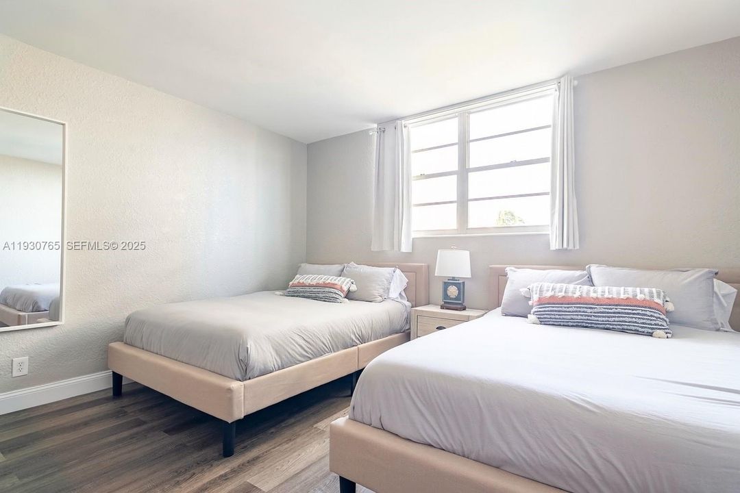 En Venta: $489,000 (2 camas, 2 baños, 1358 Pies cuadrados)