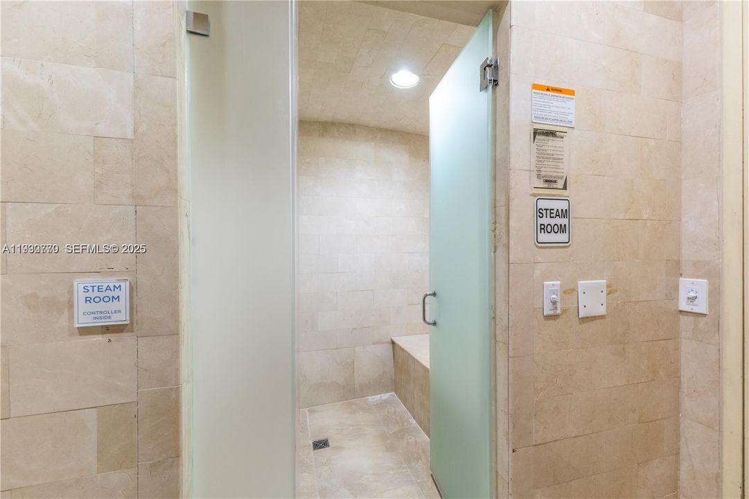 En Venta: $1,300,000 (2 camas, 2 baños, 1500 Pies cuadrados)