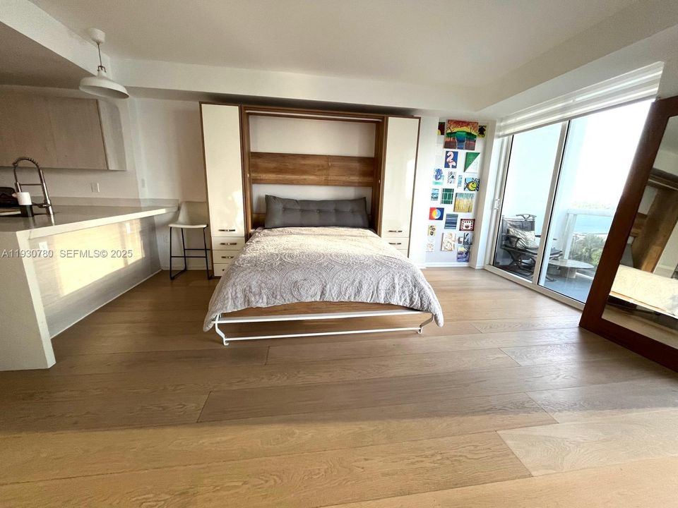 For Rent: $3,300 (0 beds, 1 baths, 481 Square Feet)