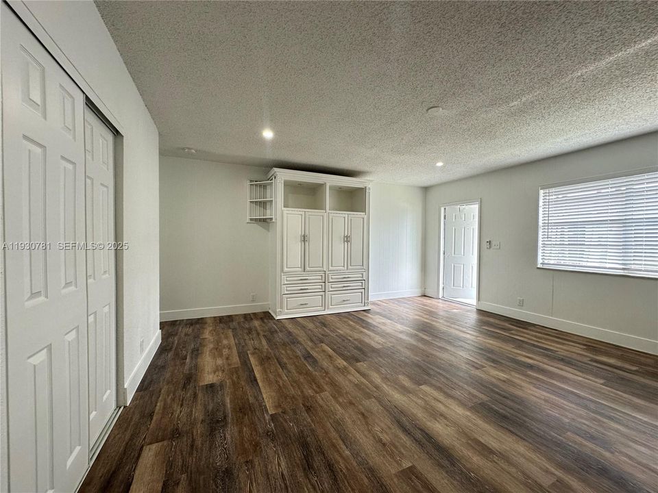 For Rent: $1,525 (0 beds, 1 baths, 0 Square Feet)