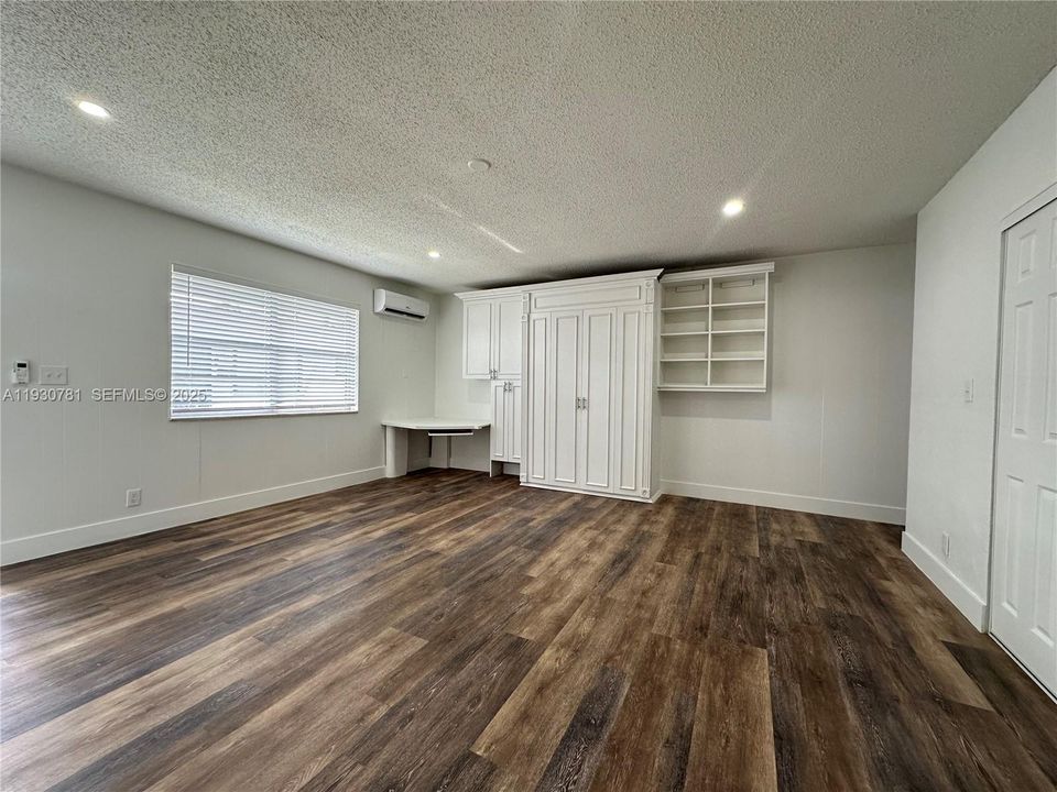 For Rent: $1,525 (0 beds, 1 baths, 0 Square Feet)