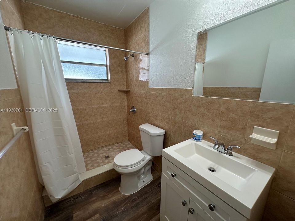 For Rent: $1,525 (0 beds, 1 baths, 0 Square Feet)