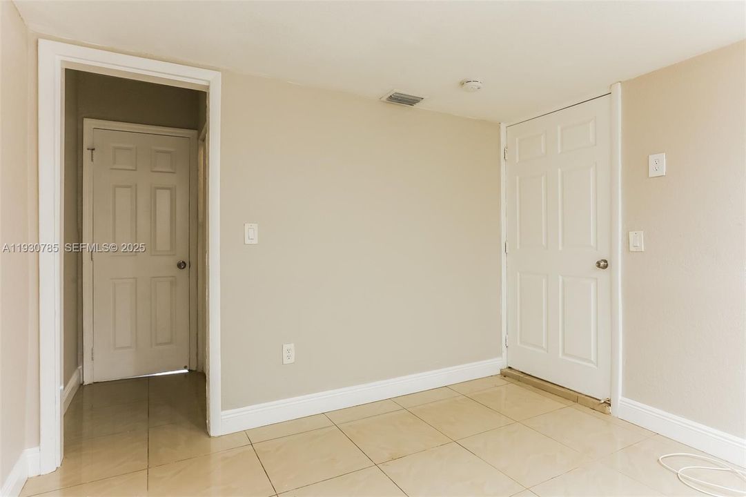 En Renta: $2,690 (4 camas, 2 baños, 1608 Pies cuadrados)