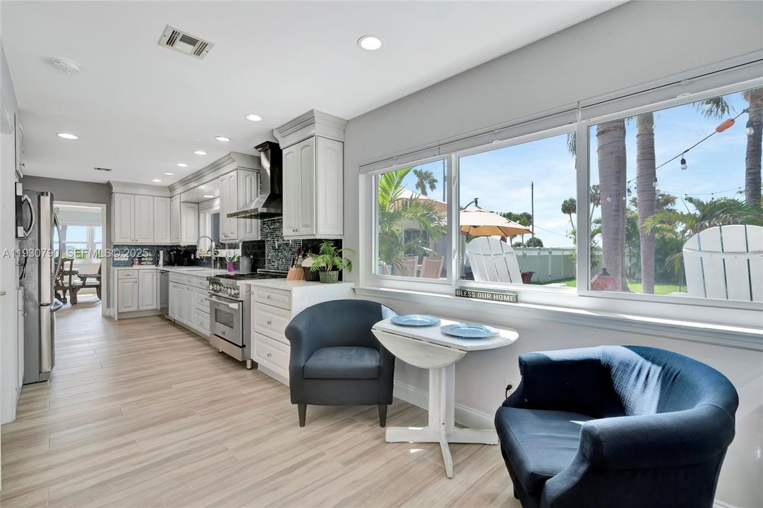 En Venta: $1,749,000 (5 camas, 3 baños, 3600 Pies cuadrados)