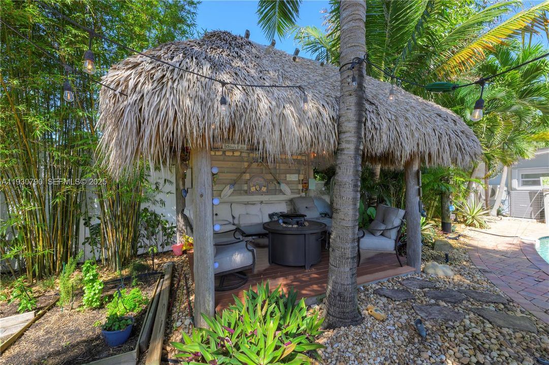 En Venta: $1,749,000 (5 camas, 3 baños, 3600 Pies cuadrados)