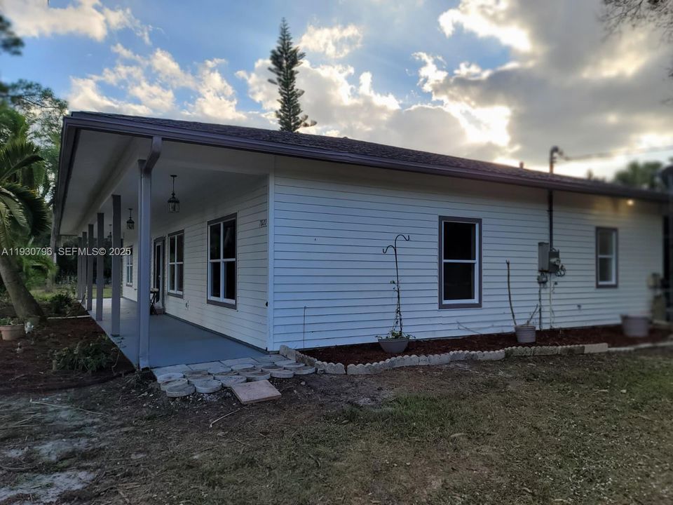 待售: $650,000 (3 贝兹, 2 浴室, 0 平方英尺)