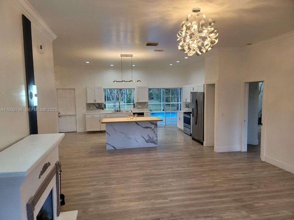 待售: $650,000 (3 贝兹, 2 浴室, 0 平方英尺)