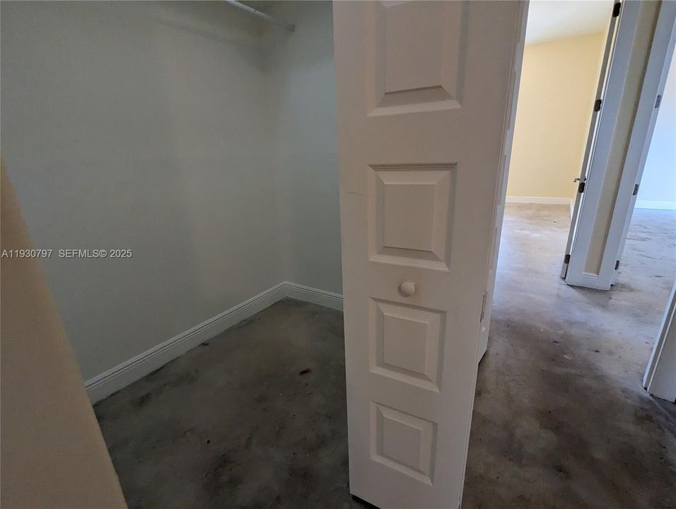 En Renta: $2,200 (3 camas, 2 baños, 3352 Pies cuadrados)