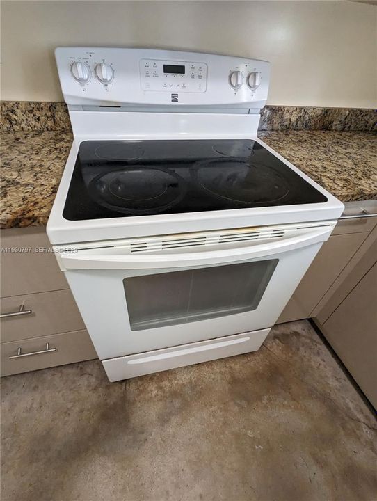 En Renta: $2,200 (3 camas, 2 baños, 3352 Pies cuadrados)