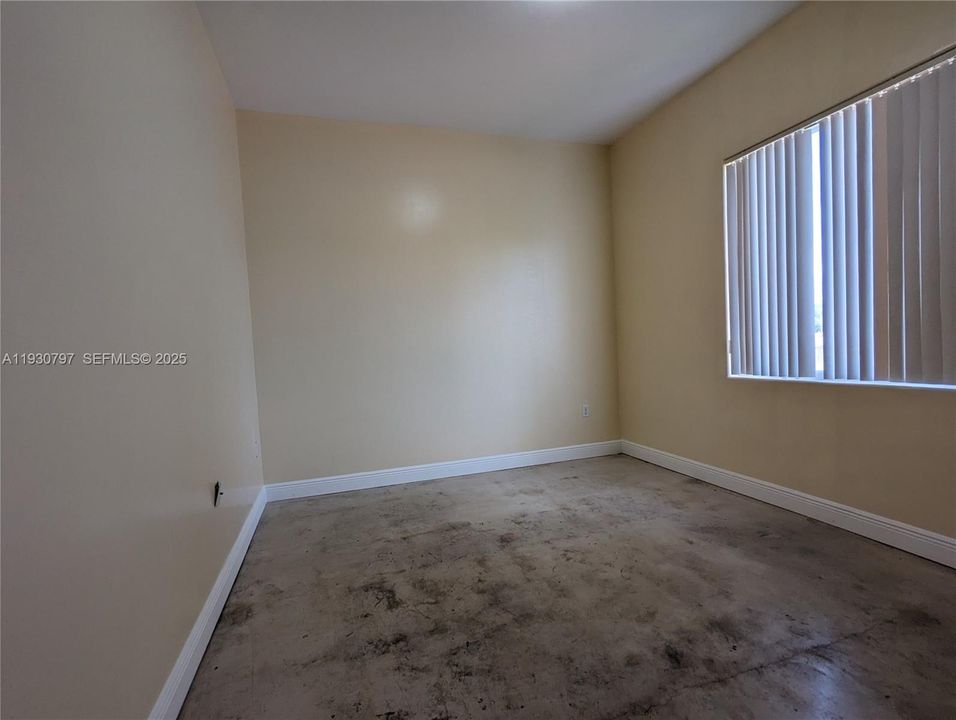 En Renta: $2,200 (3 camas, 2 baños, 3352 Pies cuadrados)