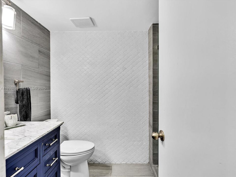 En Renta: $2,350 (2 camas, 2 baños, 1000 Pies cuadrados)