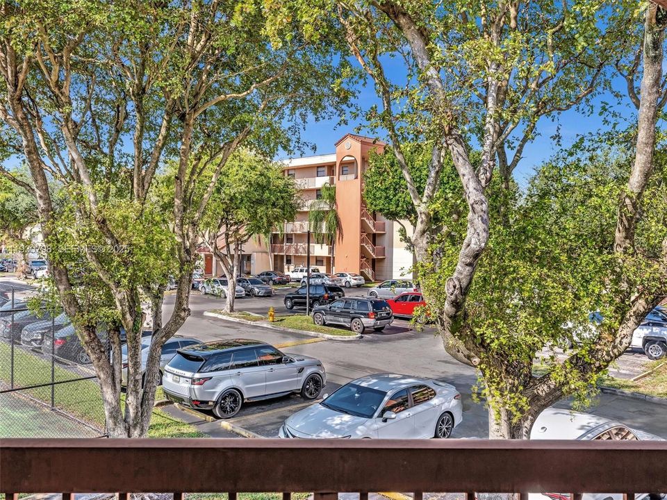 En Renta: $2,350 (2 camas, 2 baños, 1000 Pies cuadrados)