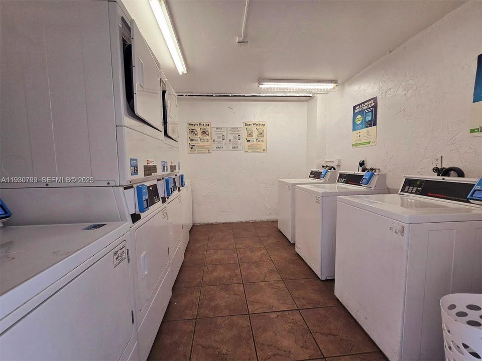 待售: $220,949 (1 贝兹, 1 浴室, 760 平方英尺)