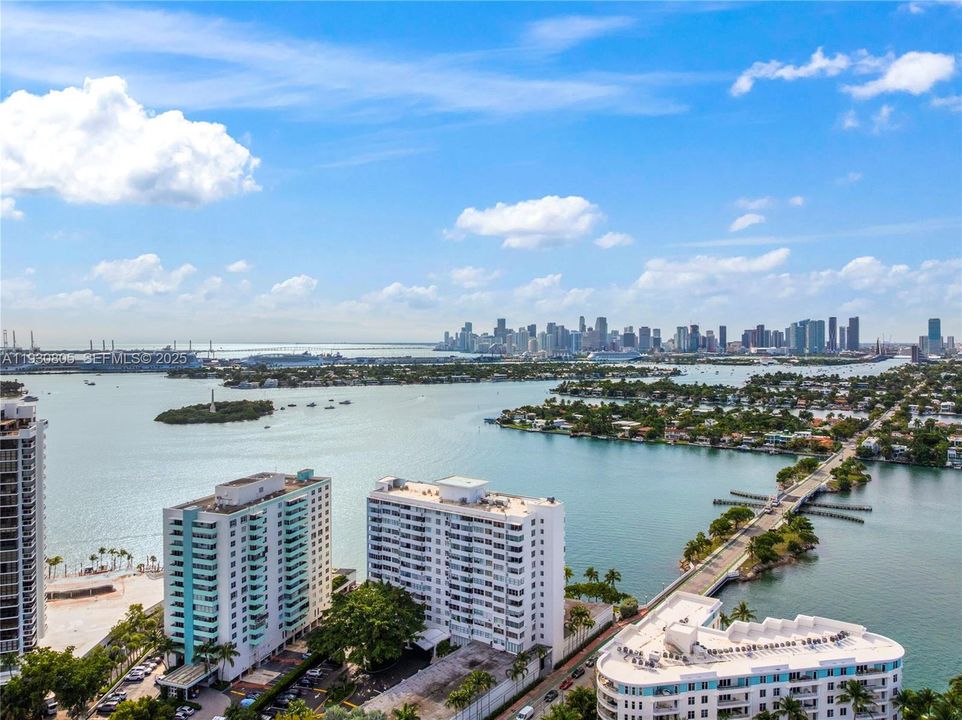 En Renta: $9,900 (2 camas, 2 baños, 1287 Pies cuadrados)