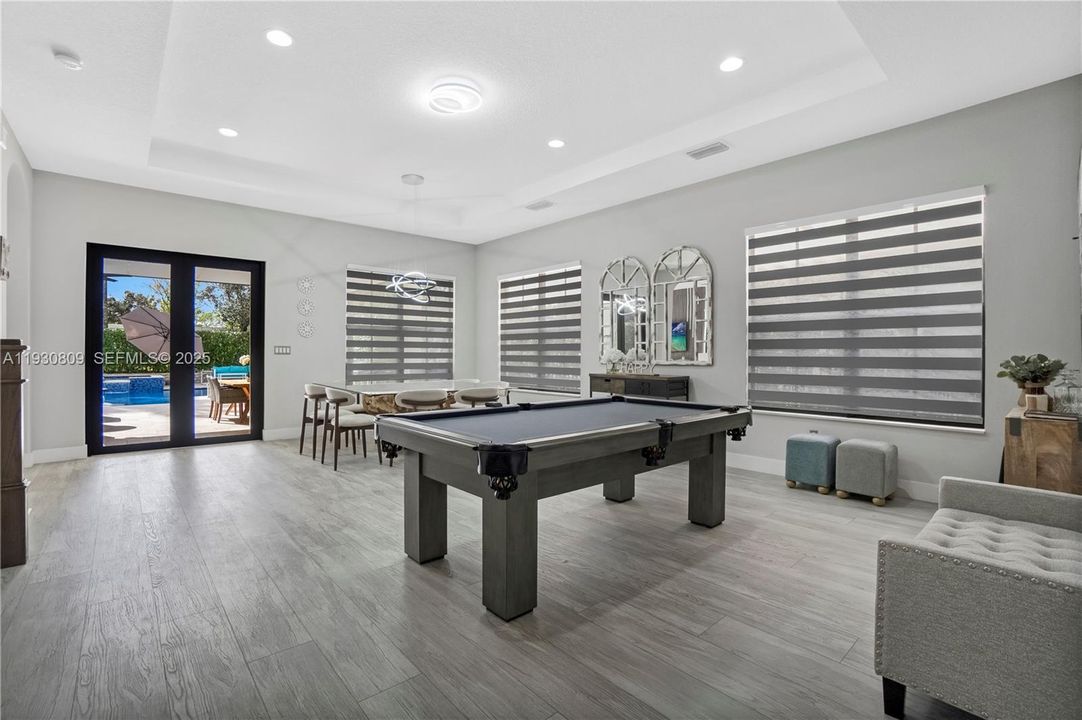 Living Room/Dinning Room