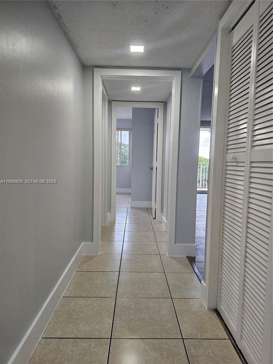 For Rent: $3,200 (3 beds, 2 baths, 1308 Square Feet)