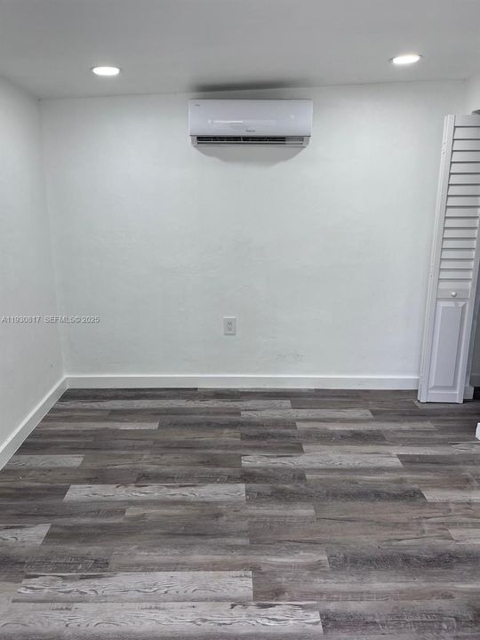 В аренду: $1,500 (1 спален, 1 ванн, 905 Квадратных фут)