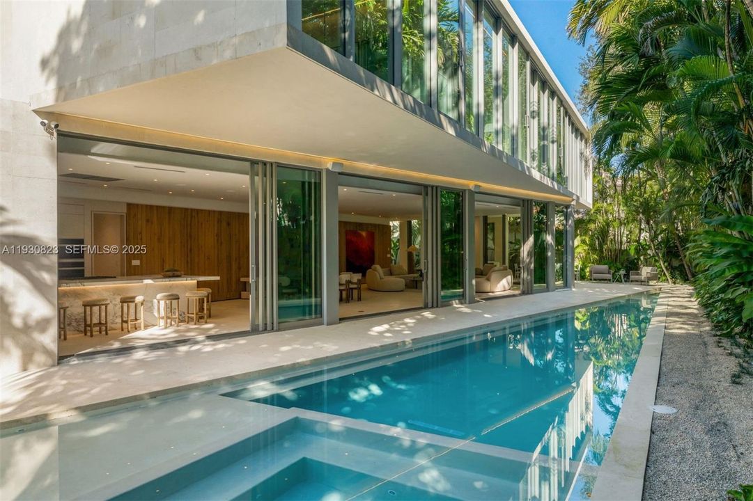 На продажу: $9,950,000 (8 спален, 8 ванн, 0 Квадратных фут)