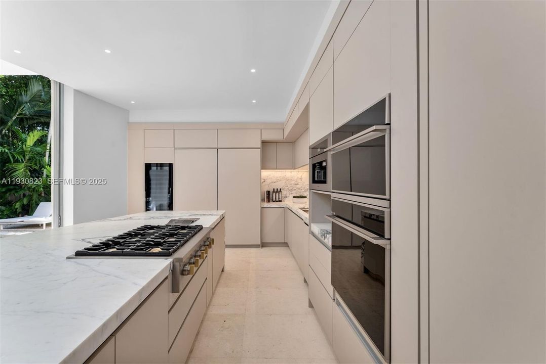 На продажу: $9,950,000 (8 спален, 8 ванн, 0 Квадратных фут)