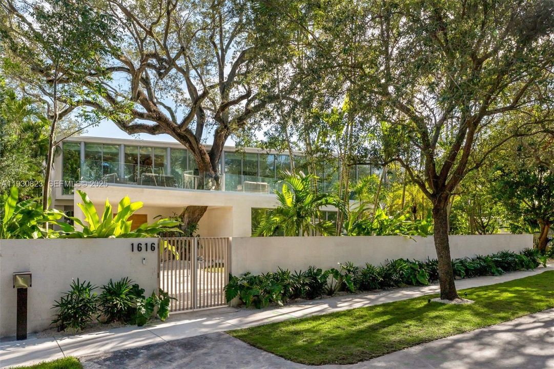 На продажу: $9,950,000 (8 спален, 8 ванн, 0 Квадратных фут)