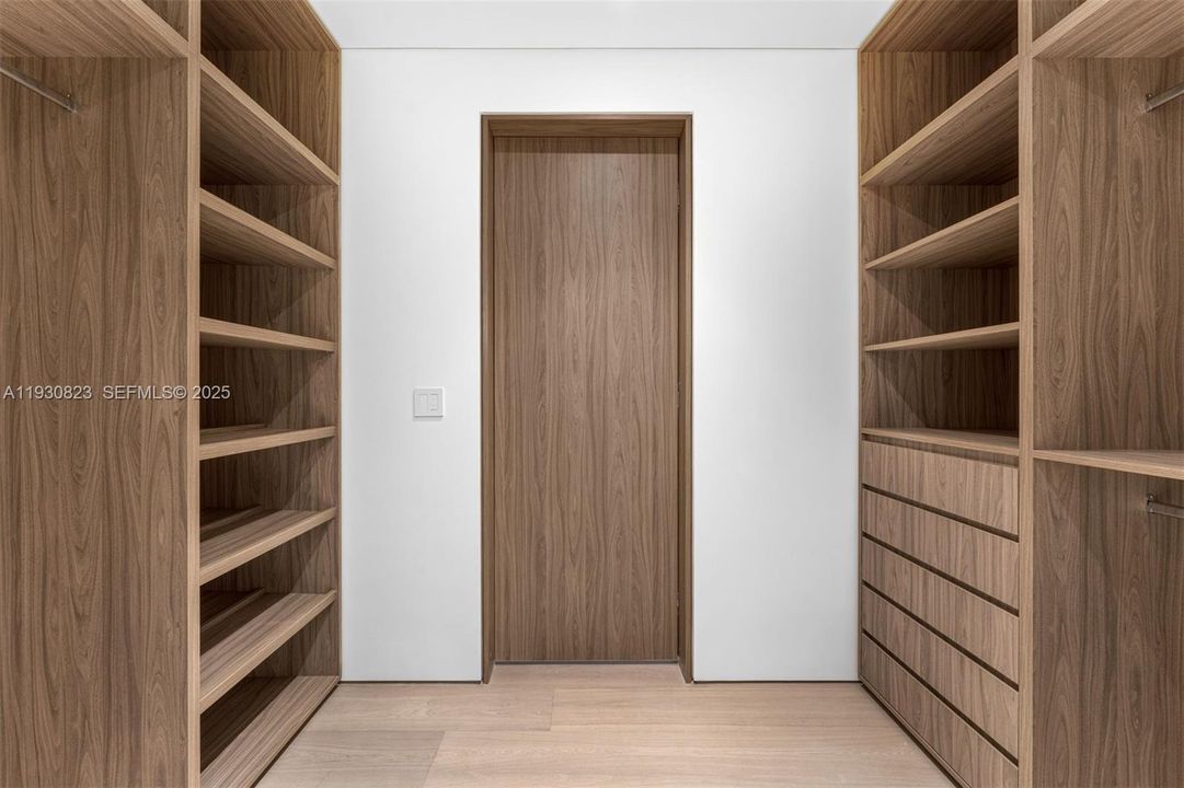 На продажу: $9,950,000 (8 спален, 8 ванн, 0 Квадратных фут)