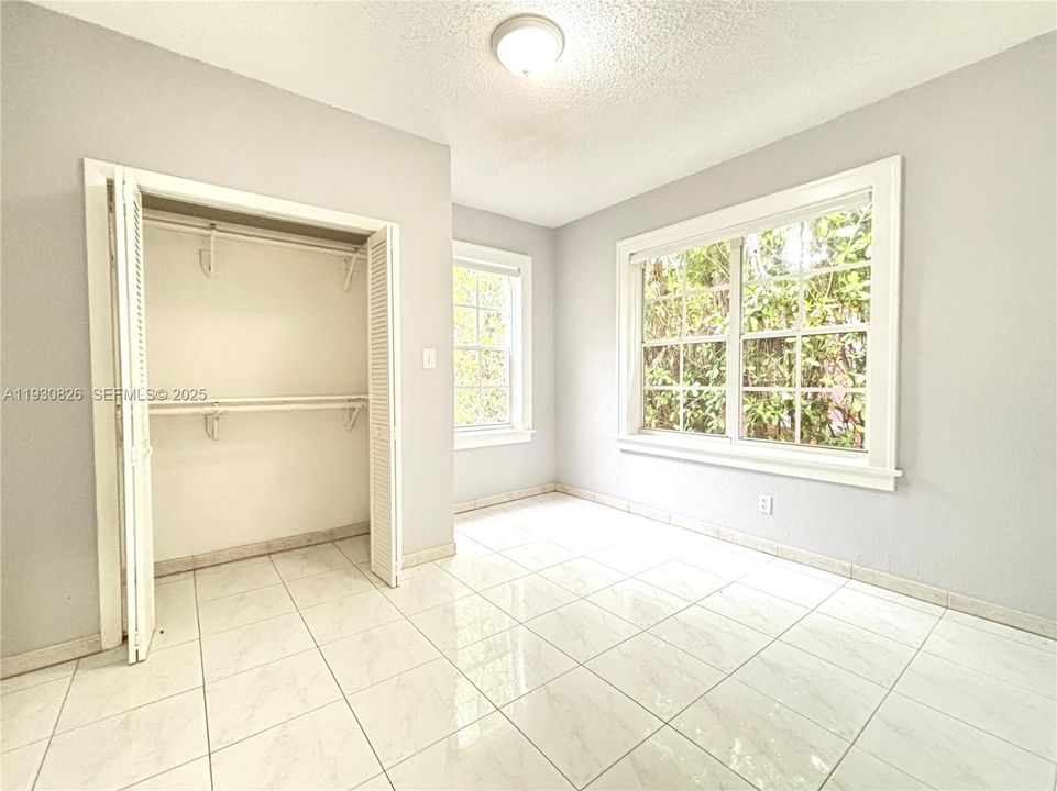 For Rent: $3,200 (2 beds, 2 baths, 1474 Square Feet)