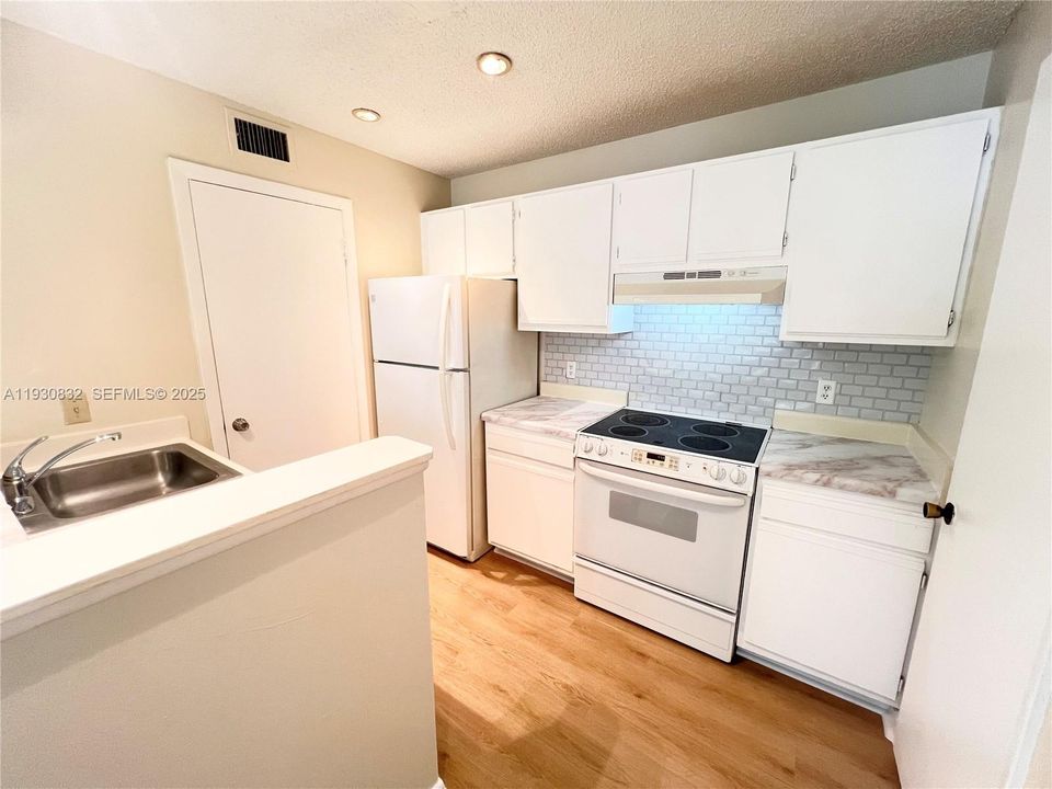 En Renta: $1,600 (1 camas, 1 baños, 600 Pies cuadrados)