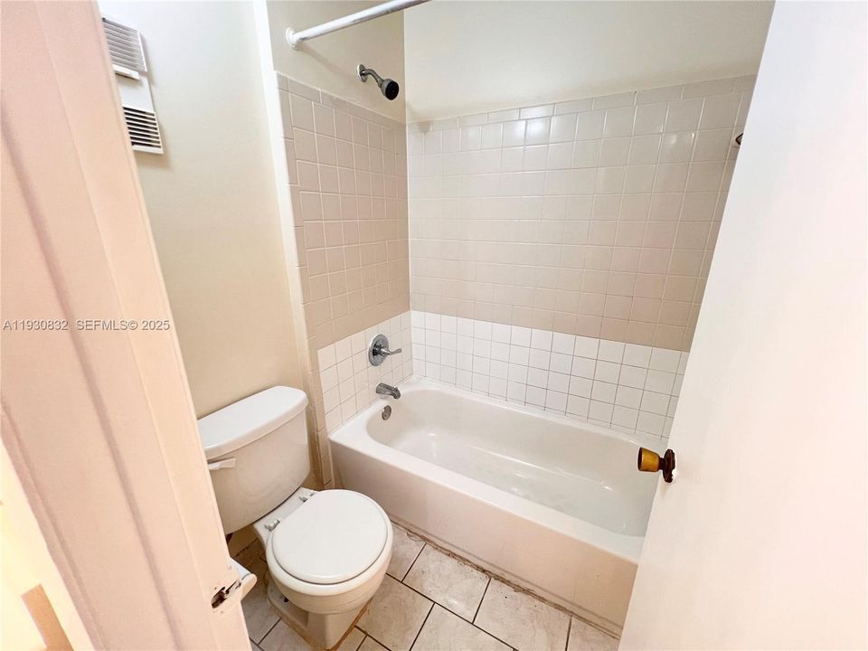 En Renta: $1,600 (1 camas, 1 baños, 600 Pies cuadrados)