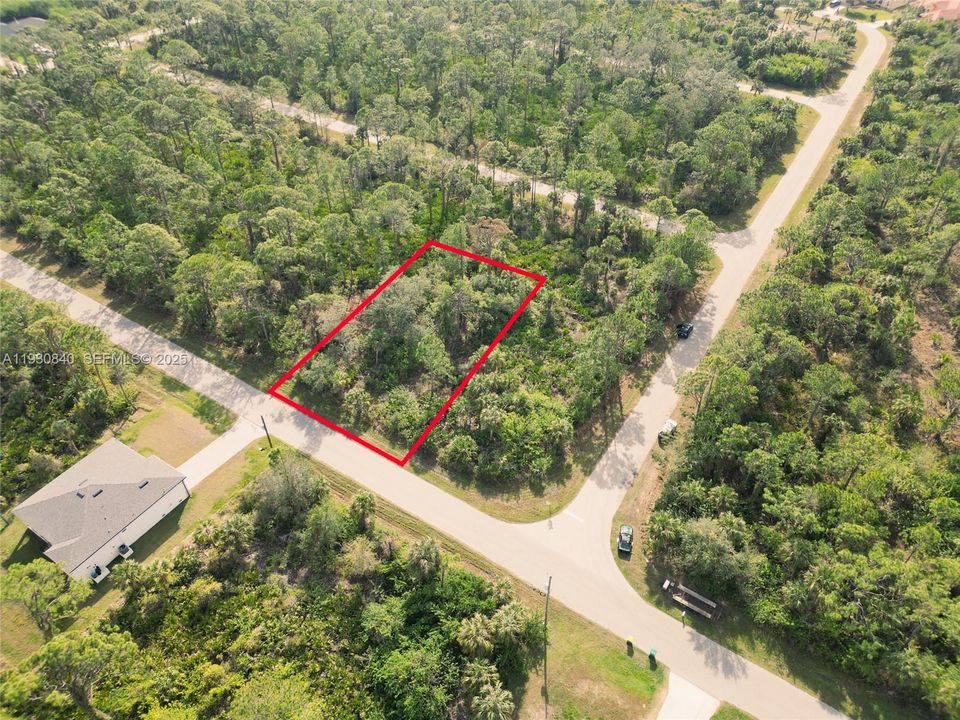 For Sale: $32,000 (0.50 acres)