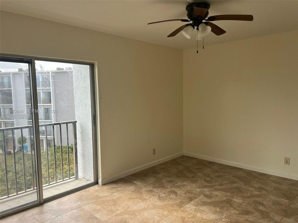 En Renta: $2,150 (2 camas, 2 baños, 832 Pies cuadrados)