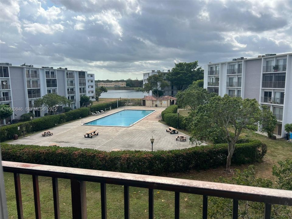 En Renta: $2,150 (2 camas, 2 baños, 832 Pies cuadrados)