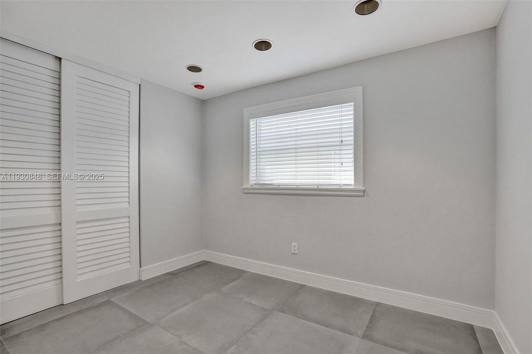 For Rent: $2,950 (3 beds, 2 baths, 1382 Square Feet)