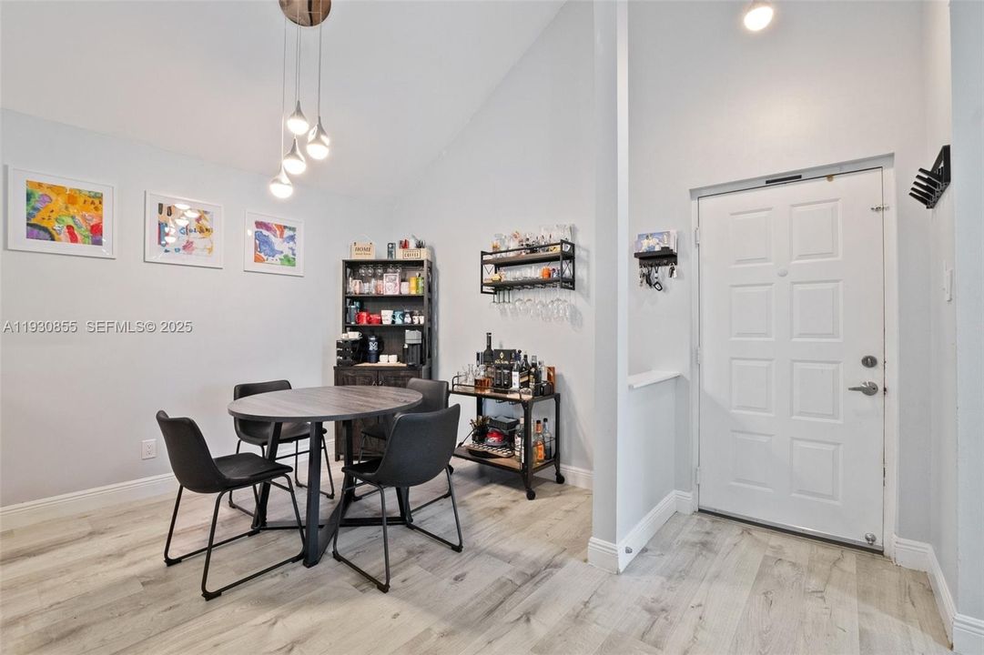 For Rent: $2,700 (3 beds, 2 baths, 1190 Square Feet)