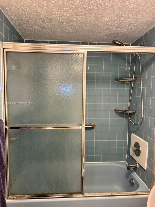 En Venta: $375,000 (2 camas, 2 baños, 970 Pies cuadrados)