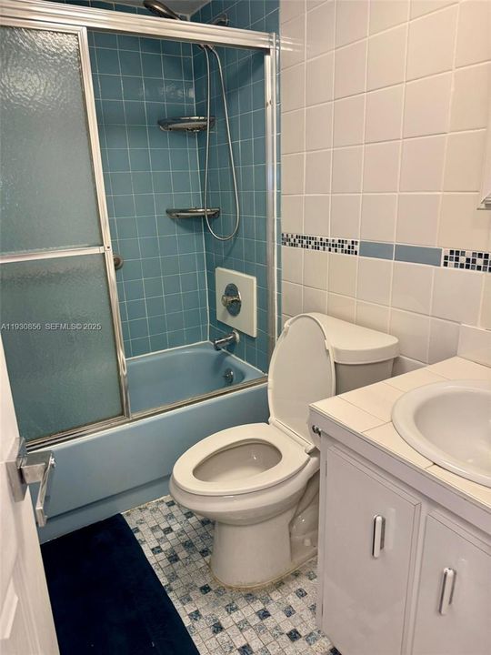 En Venta: $375,000 (2 camas, 2 baños, 970 Pies cuadrados)