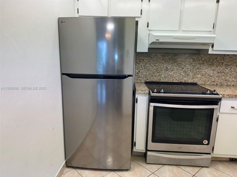 En Venta: $375,000 (2 camas, 2 baños, 970 Pies cuadrados)