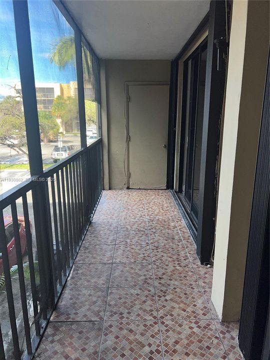 В аренду: $2,100 (2 спален, 2 ванн, 1030 Квадратных фут)