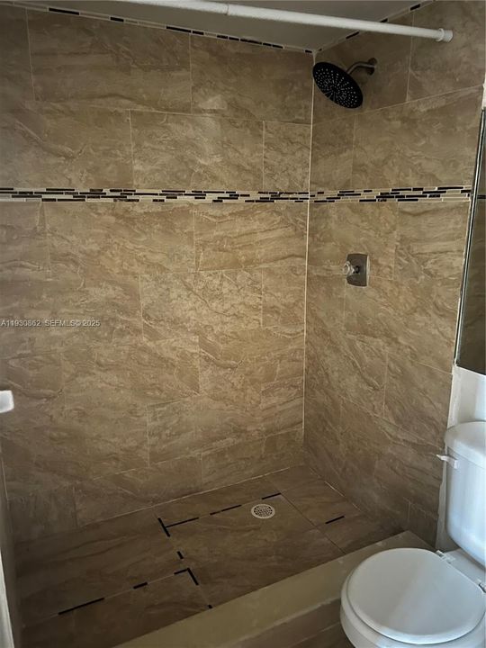 В аренду: $2,100 (2 спален, 2 ванн, 1030 Квадратных фут)