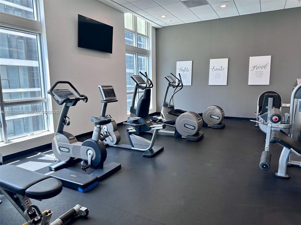 FITNESS CENTER