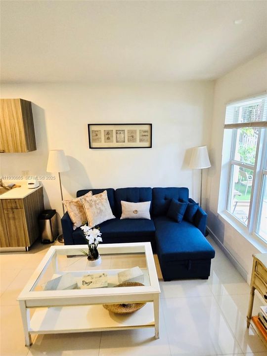 На продажу: $249,000 (1 спален, 1 ванн, 475 Квадратных фут)