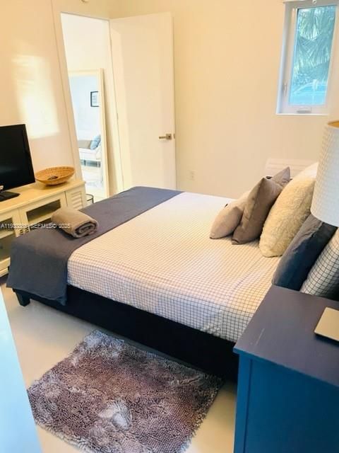 На продажу: $249,000 (1 спален, 1 ванн, 475 Квадратных фут)