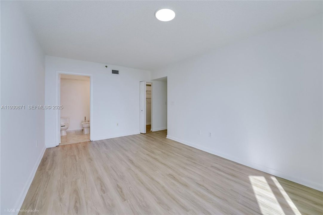 En Renta: $4,250 (2 camas, 2 baños, 970 Pies cuadrados)