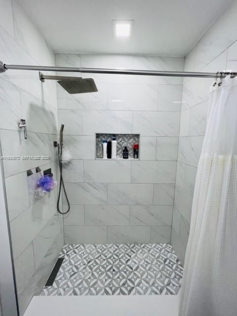 В аренду: $2,400 (2 спален, 2 ванн, 760 Квадратных фут)