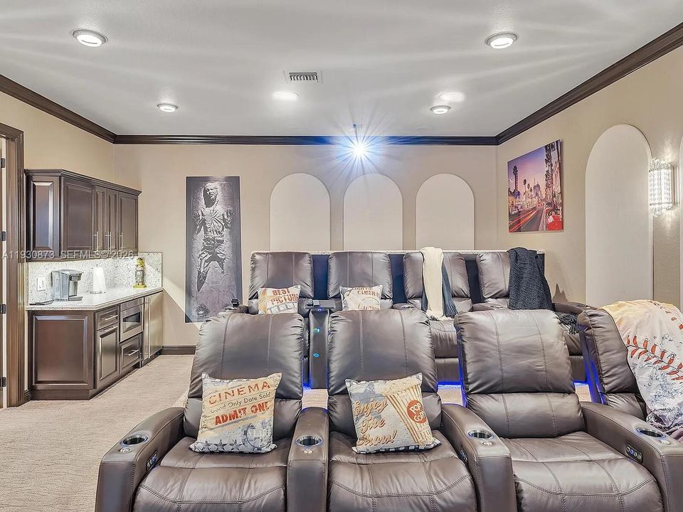 For Sale: $1,525,000 (5 beds, 3 baths, 3972 Square Feet)