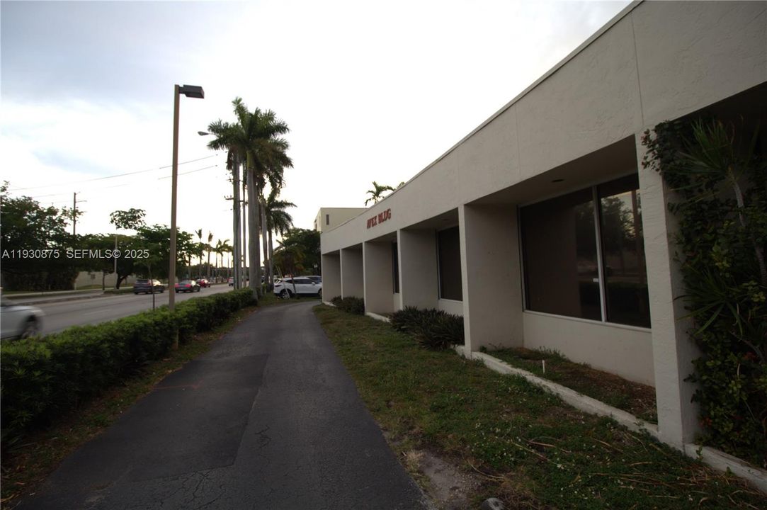 For Rent: $1,200 (0 beds, 0 baths, 0 Square Feet)