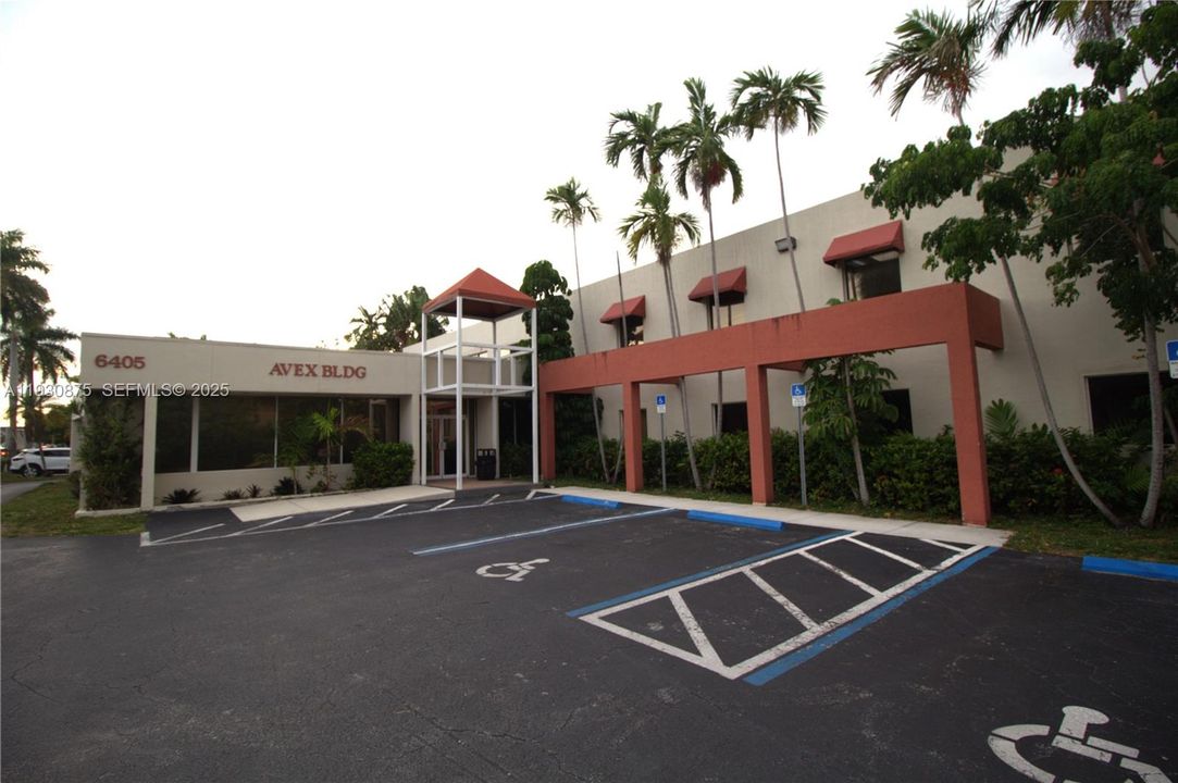 For Rent: $1,200 (0 beds, 0 baths, 0 Square Feet)